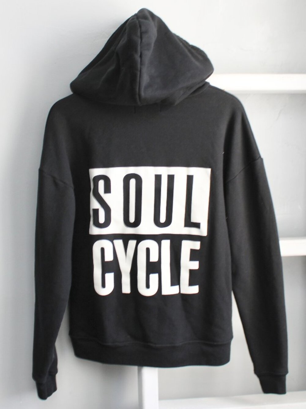 SOUL CYCLE Front Zipper Pocket Pullover Graphic Hoodie Sweatshirt Size Large - Picture 2 of 4